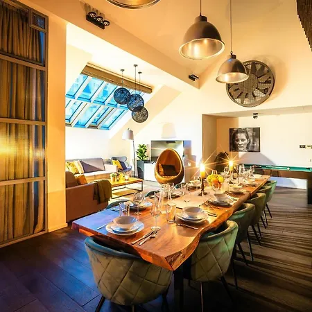 Apartment 5br+2bath Old Town Industrial Penthouse, A/c