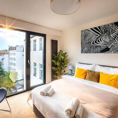 5br+2bath Old Town Industrial Penthouse, A/c Apartment Prague