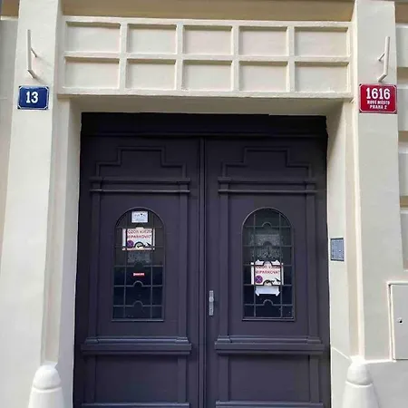 Apartment Luxury 3kk W/2kingbeds 65”tv,next Wenceslas Sq *