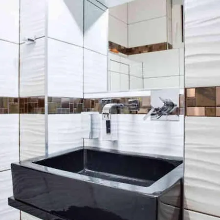 Luxury 3kk W/2kingbeds 65”tv,next Wenceslas Sq Apartment *