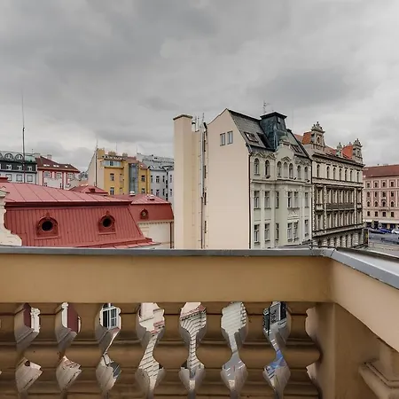 Apartment Luxury 3kk W/2kingbeds 65”tv,next Wenceslas Sq *