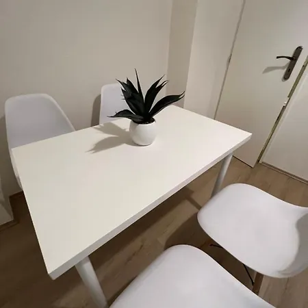 Soukenicka Apartment *