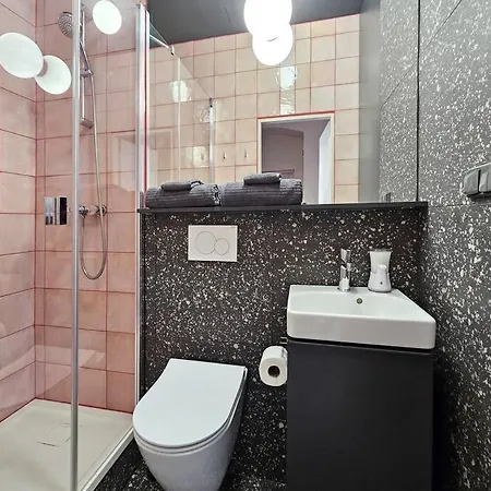Apartment Artistic Designer Zizkov *