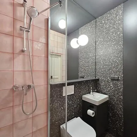 Artistic Designer Zizkov Apartment Prague