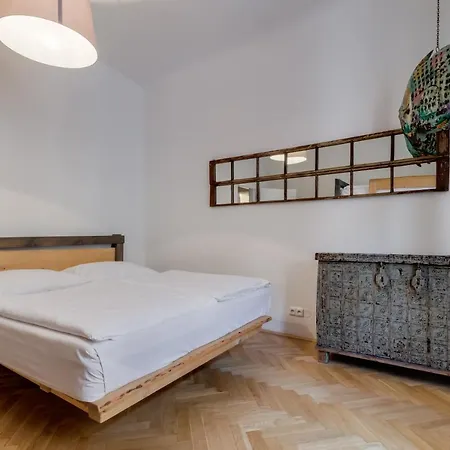 Curiosity Appartement *