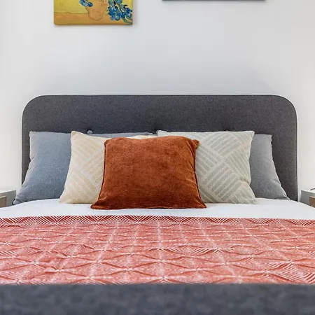 Apartamento Bright Aparment Close To Wenceslas Square With Parking
