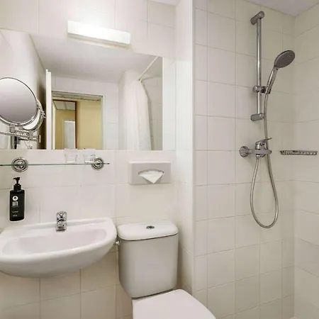 Hotell Amedia Express Prague, Trademark Collection By Wyndham 3*