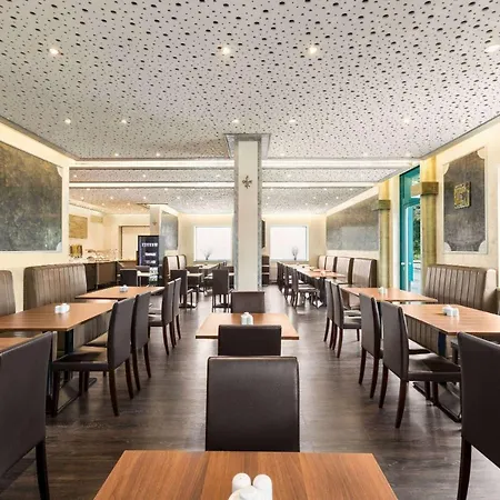 Hotell Amedia Express Prague, Trademark Collection By Wyndham 3*