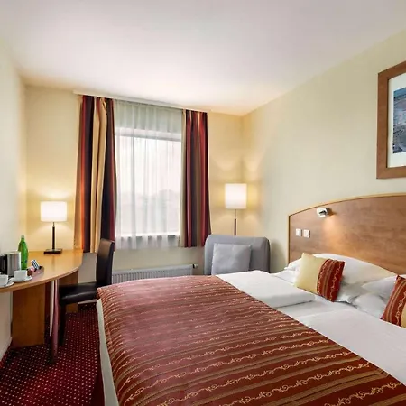 Amedia Express Prague, Trademark Collection By Wyndham Prag