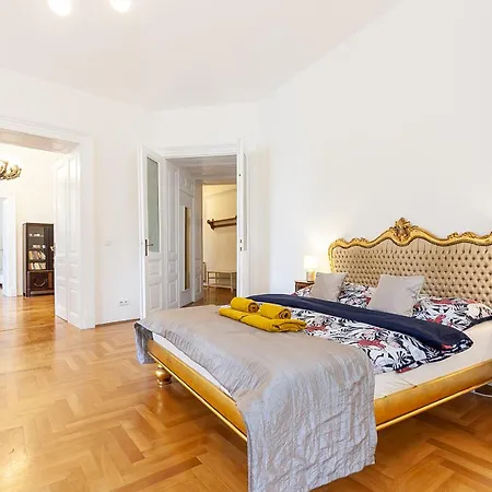 Apartment Royal Apartment By Charles Bridge View Of Saint Nicholas Church Prague