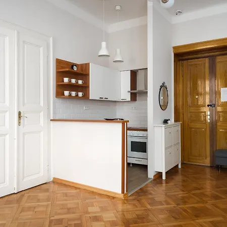 Airstay Vinohrady Apartment