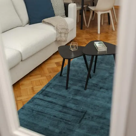 Apartment Airstay Vinohrady Prague