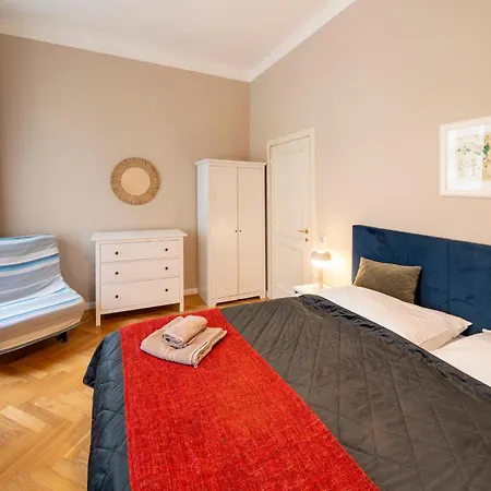 Zborovska Aparthotel *