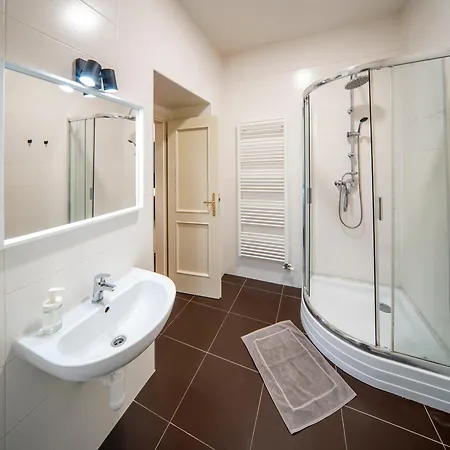 Aparthotel Zborovska Prague