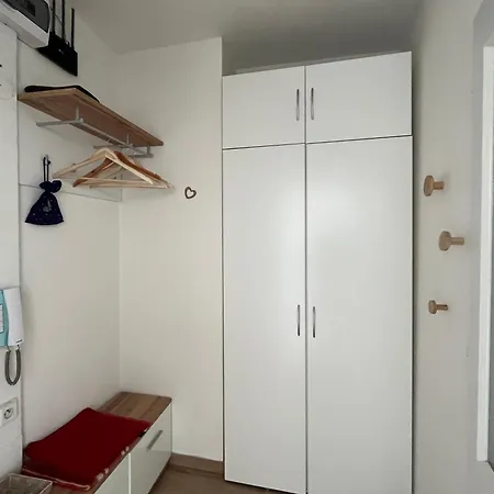 Appartamento Sunny Minimalistic Flat Near Metro Opatov