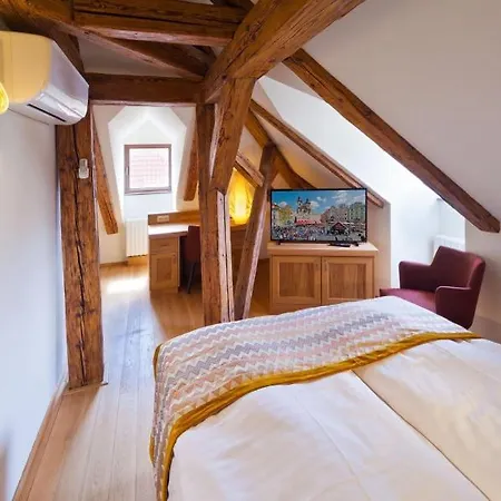Havelska Old Town Apartment