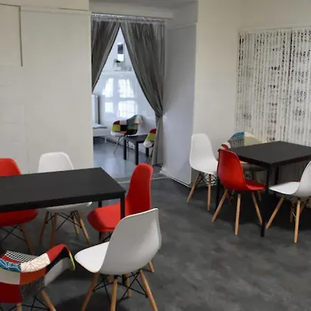 Party House - Ve Smeckach 18, Center!! Apartamento *