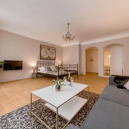King's Road Aparthotel Prag