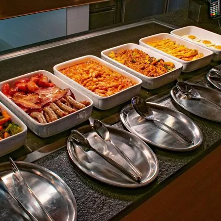 Trafick Aparthotel 4*