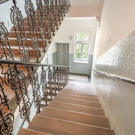 7th Heaven Close To Metro And Center * Prague