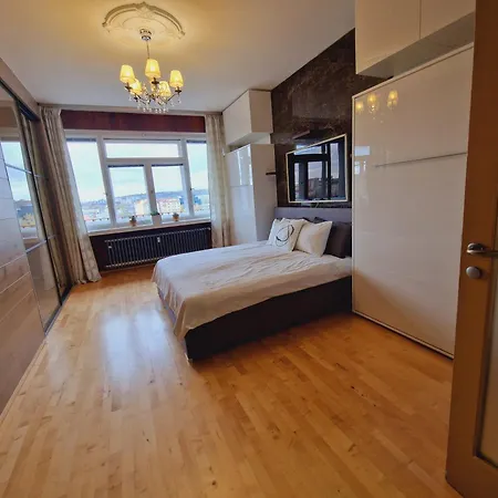 Apartment Quiet Spacious With A Balcony