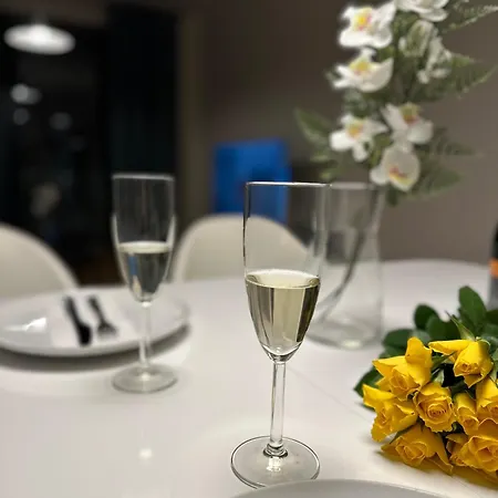 4 Room, 2 Bath, Parking Apartmán *