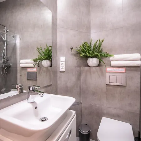 Modern Downtown - Renovated, On Ideal Location * Prague