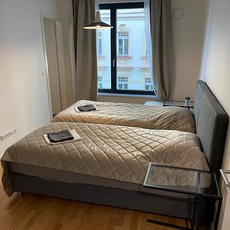 4 Room, 2 Bath, Parking Apartment *