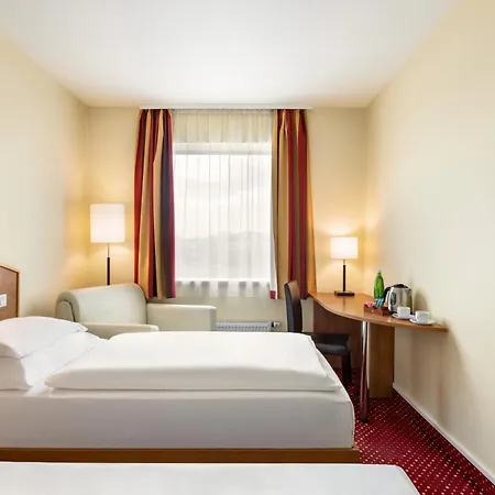 Amedia Express Prague, Trademark Collection By Wyndham Prag