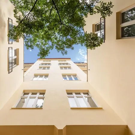 Turnkey I Charles Square Apartmán *