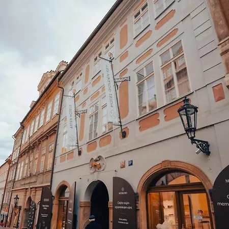 Golden Key Castle Hotel 4*
