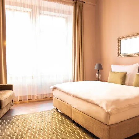 Golden Key Castle Hotel