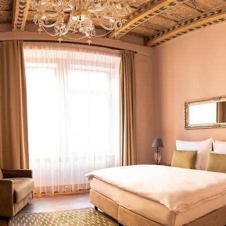 Golden Key Castle Hotel