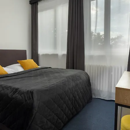 Amity Hotel