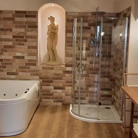Otel Excellent Romantic