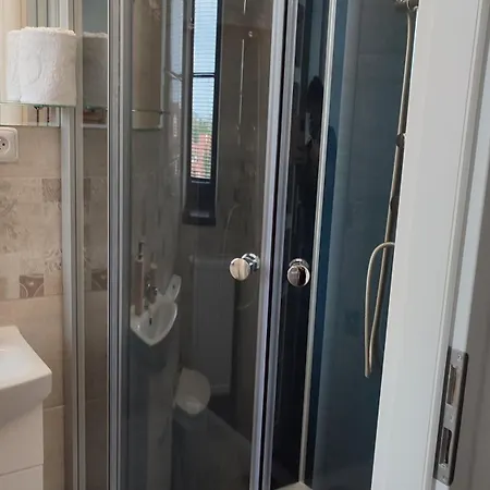Nad Helmrovkou Privat bolig