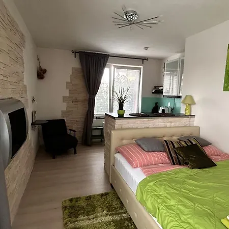 Appartement Bastien Near Airport Prague