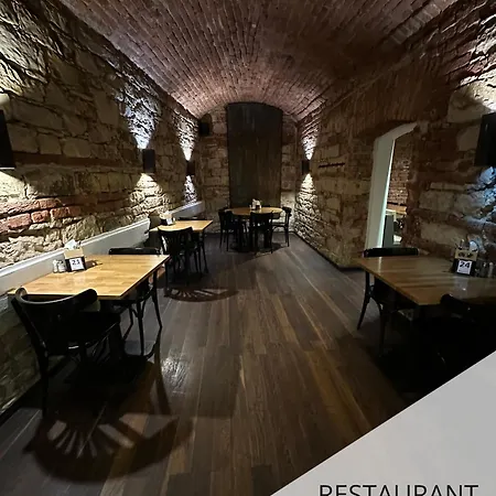 Hotel Wenceslas Square - Czech Leading 4*