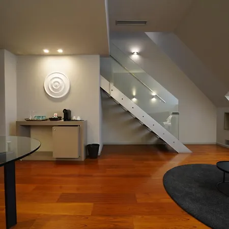 Hotel 987 Design 4*