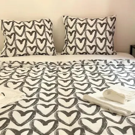 Apartamento Party House - Ve Smeckach 18, Center!! Praga