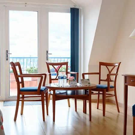 Orion Aparthotel 4*