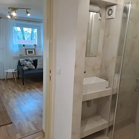 Apartment Apartmanovy Dum Se Zahradou V Klidne Casti Prahy *