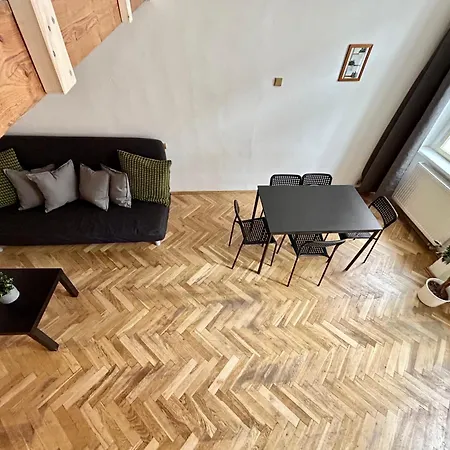 Apartamento Party House - Ve Smeckach 18, Center!!