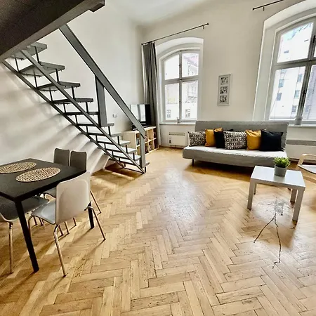 Apartamento Party House - Ve Smeckach 18, Center!! *