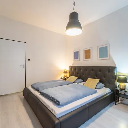 Apartamento Sunny On Wenceslas Square By Easybnb