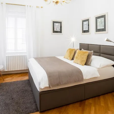Appartement Historic Center