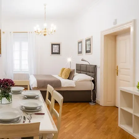 Historic Center Appartement Prague