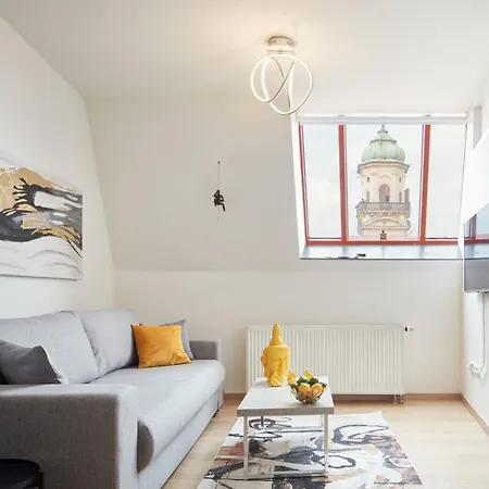 Karlova Old Town Apartment