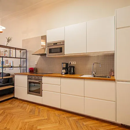 3bdr Main Square Spacious Designed Daire *