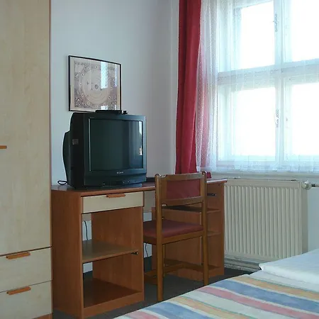 Konukevi Unie 2*